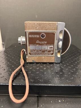 vintage Revere Eight Model Seventy-Seven 8mm movie camera